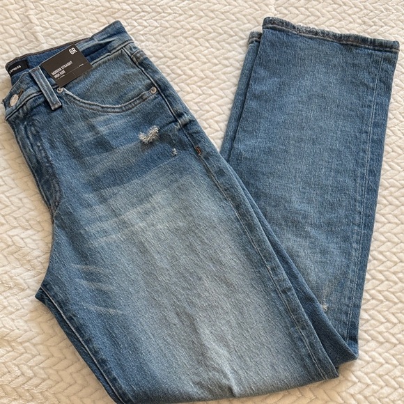 Express - NWT- Modern Straight High Rise - Picture 3 of 11